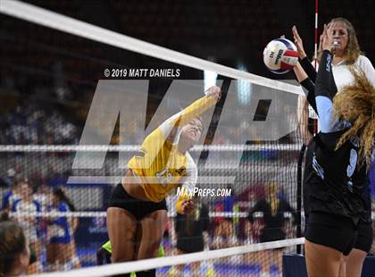 Thumbnail 1 in Pueblo West vs. Thomas Jefferson (CHSAA 4A Playoff) photogallery.