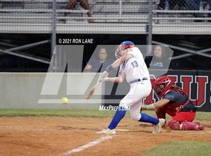 Thumbnail 2 in Moore @ Mustang photogallery.