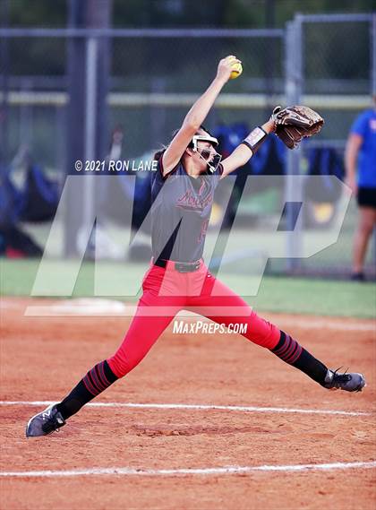 Thumbnail 3 in Moore @ Mustang photogallery.