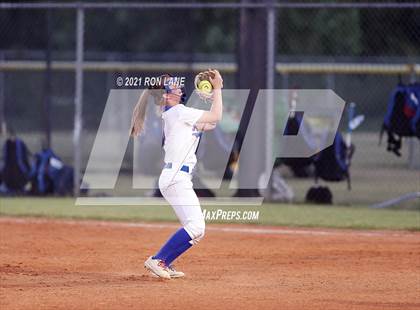 Thumbnail 3 in Moore @ Mustang photogallery.