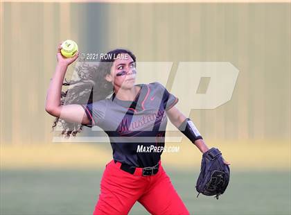 Thumbnail 2 in Moore @ Mustang photogallery.