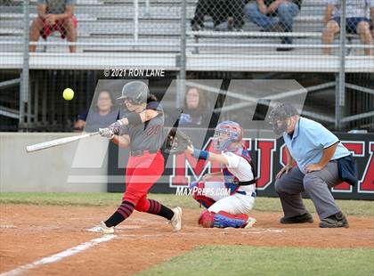 Thumbnail 2 in Moore @ Mustang photogallery.