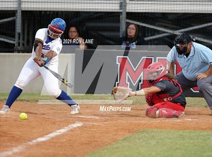 Thumbnail 2 in Moore @ Mustang photogallery.