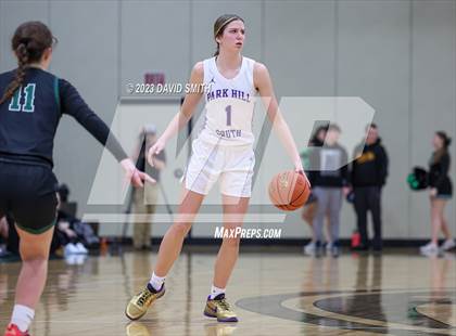 Thumbnail 2 in Staley vs. Park Hill South (MSHSAA Class 6 District 8 Championship) photogallery.