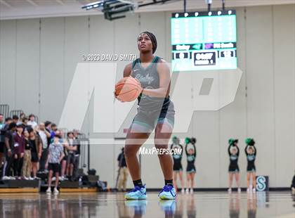 Thumbnail 1 in Staley vs. Park Hill South (MSHSAA Class 6 District 8 Championship) photogallery.