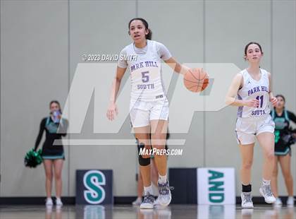 Thumbnail 3 in Staley vs. Park Hill South (MSHSAA Class 6 District 8 Championship) photogallery.