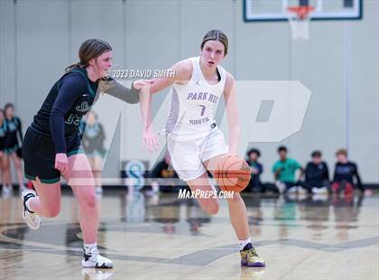 Thumbnail 3 in Staley vs. Park Hill South (MSHSAA Class 6 District 8 Championship) photogallery.