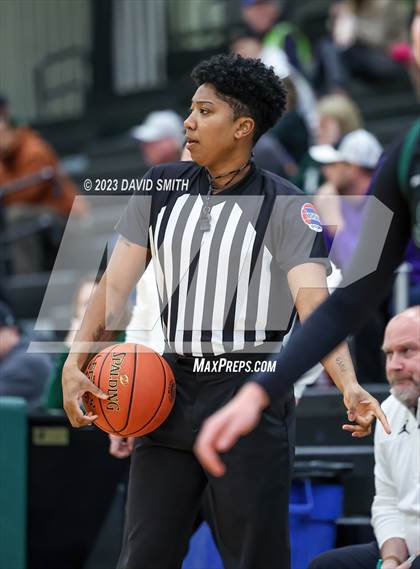 Thumbnail 2 in Staley vs. Park Hill South (MSHSAA Class 6 District 8 Championship) photogallery.