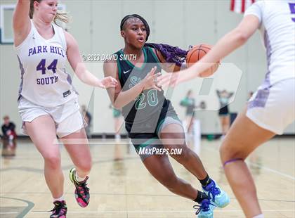 Thumbnail 3 in Staley vs. Park Hill South (MSHSAA Class 6 District 8 Championship) photogallery.