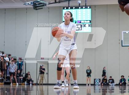 Thumbnail 2 in Staley vs. Park Hill South (MSHSAA Class 6 District 8 Championship) photogallery.