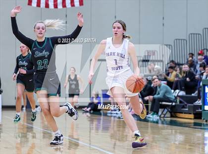 Thumbnail 3 in Staley vs. Park Hill South (MSHSAA Class 6 District 8 Championship) photogallery.