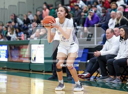 Thumbnail 2 in Staley vs. Park Hill South (MSHSAA Class 6 District 8 Championship) photogallery.