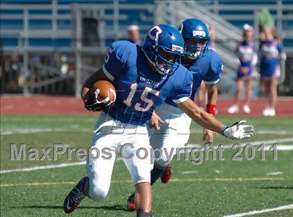 Thumbnail 3 in Haddam-Killingworth @ Coginchaug photogallery.