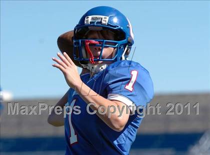 Thumbnail 1 in Haddam-Killingworth @ Coginchaug photogallery.