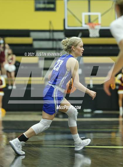 Thumbnail 2 in Greenbrier vs. Lake Hamilton (AAA 5A First Round Playoff) photogallery.