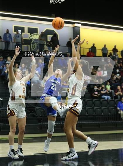 Thumbnail 3 in Greenbrier vs. Lake Hamilton (AAA 5A First Round Playoff) photogallery.