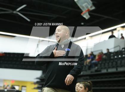 Thumbnail 2 in Greenbrier vs. Lake Hamilton (AAA 5A First Round Playoff) photogallery.