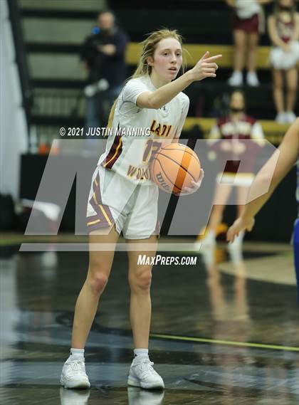 Thumbnail 3 in Greenbrier vs. Lake Hamilton (AAA 5A First Round Playoff) photogallery.