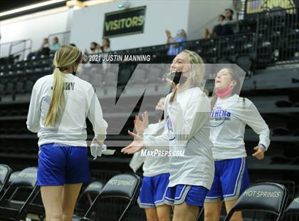 Thumbnail 3 in Greenbrier vs. Lake Hamilton (AAA 5A First Round Playoff) photogallery.