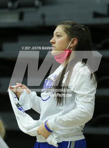Thumbnail 1 in Greenbrier vs. Lake Hamilton (AAA 5A First Round Playoff) photogallery.