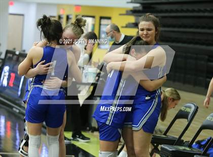 Thumbnail 1 in Greenbrier vs. Lake Hamilton (AAA 5A First Round Playoff) photogallery.