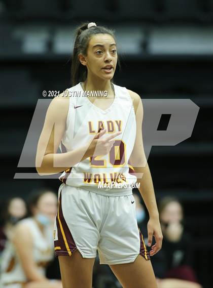 Thumbnail 2 in Greenbrier vs. Lake Hamilton (AAA 5A First Round Playoff) photogallery.