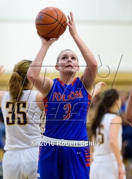 Thumbnail 1 in Folsom vs. River City (Trojan Toss-Up) photogallery.