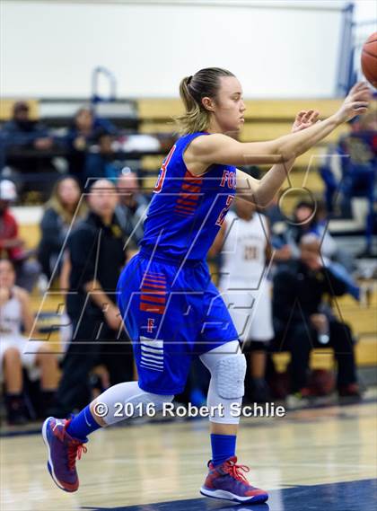 Thumbnail 2 in Folsom vs. River City (Trojan Toss-Up) photogallery.
