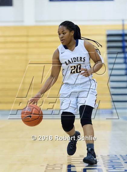 Thumbnail 2 in Folsom vs. River City (Trojan Toss-Up) photogallery.