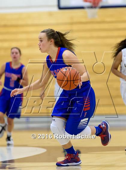 Thumbnail 1 in Folsom vs. River City (Trojan Toss-Up) photogallery.