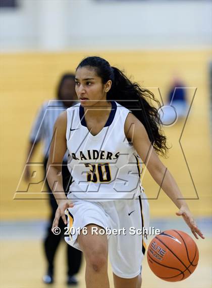 Thumbnail 2 in Folsom vs. River City (Trojan Toss-Up) photogallery.