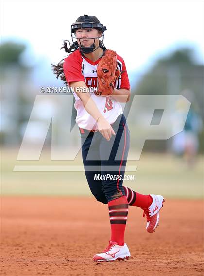 Thumbnail 2 in Pinnacle vs. Coconino photogallery.