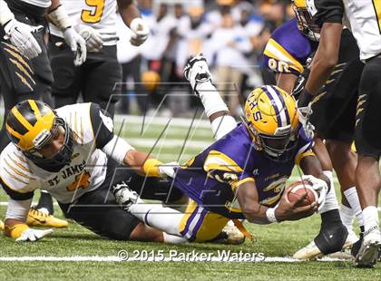 Thumbnail 3 in St. James vs. Lutcher (LHSAA Class 3A Final) photogallery.
