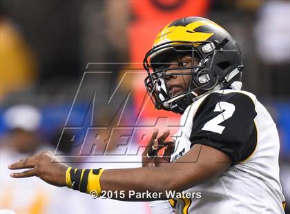 Thumbnail 1 in St. James vs. Lutcher (LHSAA Class 3A Final) photogallery.
