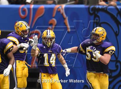 Thumbnail 1 in St. James vs. Lutcher (LHSAA Class 3A Final) photogallery.