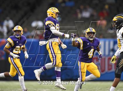 Thumbnail 3 in St. James vs. Lutcher (LHSAA Class 3A Final) photogallery.