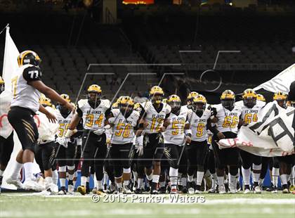 Thumbnail 1 in St. James vs. Lutcher (LHSAA Class 3A Final) photogallery.
