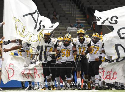 Thumbnail 3 in St. James vs. Lutcher (LHSAA Class 3A Final) photogallery.