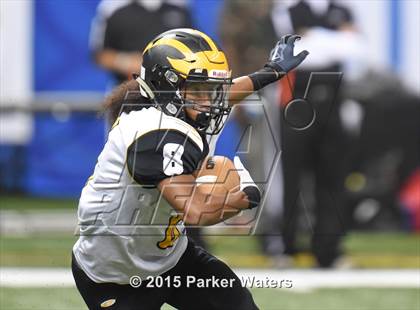 Thumbnail 2 in St. James vs. Lutcher (LHSAA Class 3A Final) photogallery.