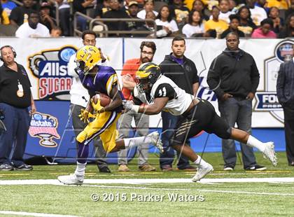 Thumbnail 1 in St. James vs. Lutcher (LHSAA Class 3A Final) photogallery.