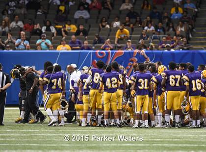 Thumbnail 3 in St. James vs. Lutcher (LHSAA Class 3A Final) photogallery.