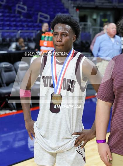 Thumbnail 3 in Flatonia vs. LaPoynor (UIL 2A Basketball State Semifinal Medal Ceremony) photogallery.