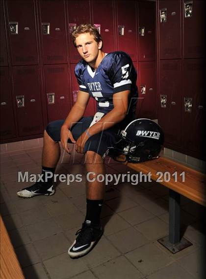Thumbnail 2 in Dwyer (Top 25 Photo Shoot) photogallery.