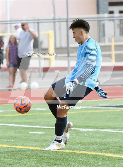Thumbnail 3 in Coronado vs. Salpointe Catholic (AIA 4A Final) photogallery.