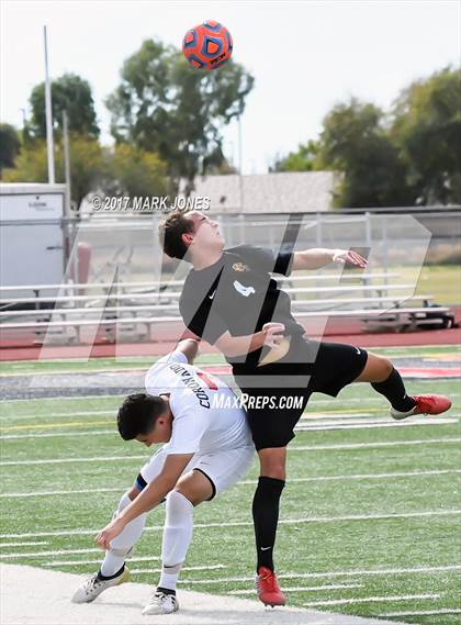 Thumbnail 3 in Coronado vs. Salpointe Catholic (AIA 4A Final) photogallery.
