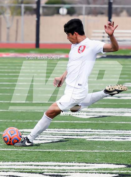 Thumbnail 3 in Coronado vs. Salpointe Catholic (AIA 4A Final) photogallery.