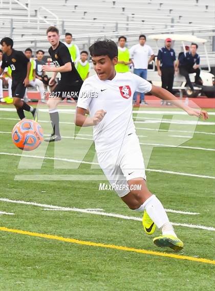 Thumbnail 2 in Coronado vs. Salpointe Catholic (AIA 4A Final) photogallery.