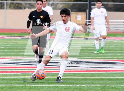 Thumbnail 3 in Coronado vs. Salpointe Catholic (AIA 4A Final) photogallery.