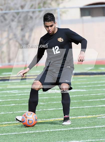 Thumbnail 3 in Coronado vs. Salpointe Catholic (AIA 4A Final) photogallery.