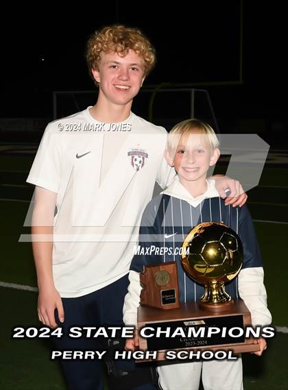 Thumbnail 1 in Perry vs. San Luis (AIA 6A Final - Awards) photogallery.